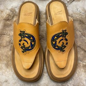 DANSKO Thong Sandal Size eu 40 usa 9.5/10.